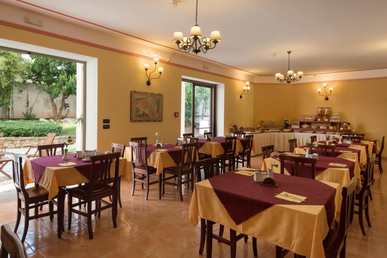 La Chiocciola Bed & Breakfast Castrignano del Capo Exterior photo